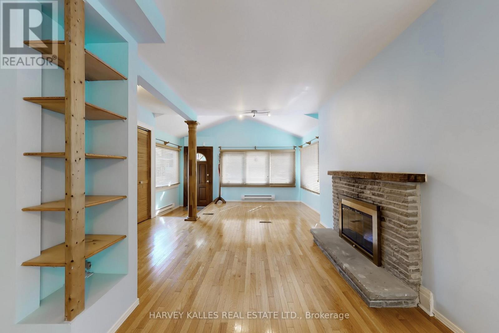 114 Bowood Avenue, Toronto, Ontario  M4N 1Y5 - Photo 4 - C12558948