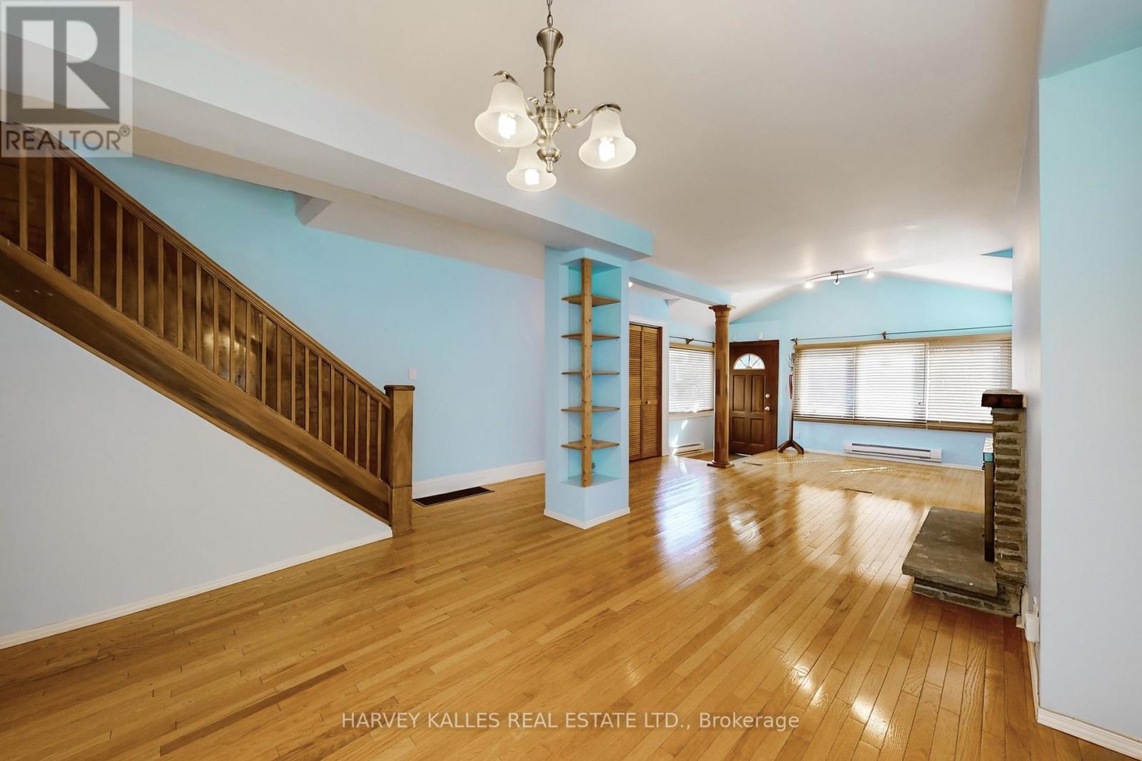 114 Bowood Avenue, Toronto, Ontario  M4N 1Y5 - Photo 6 - C12558948