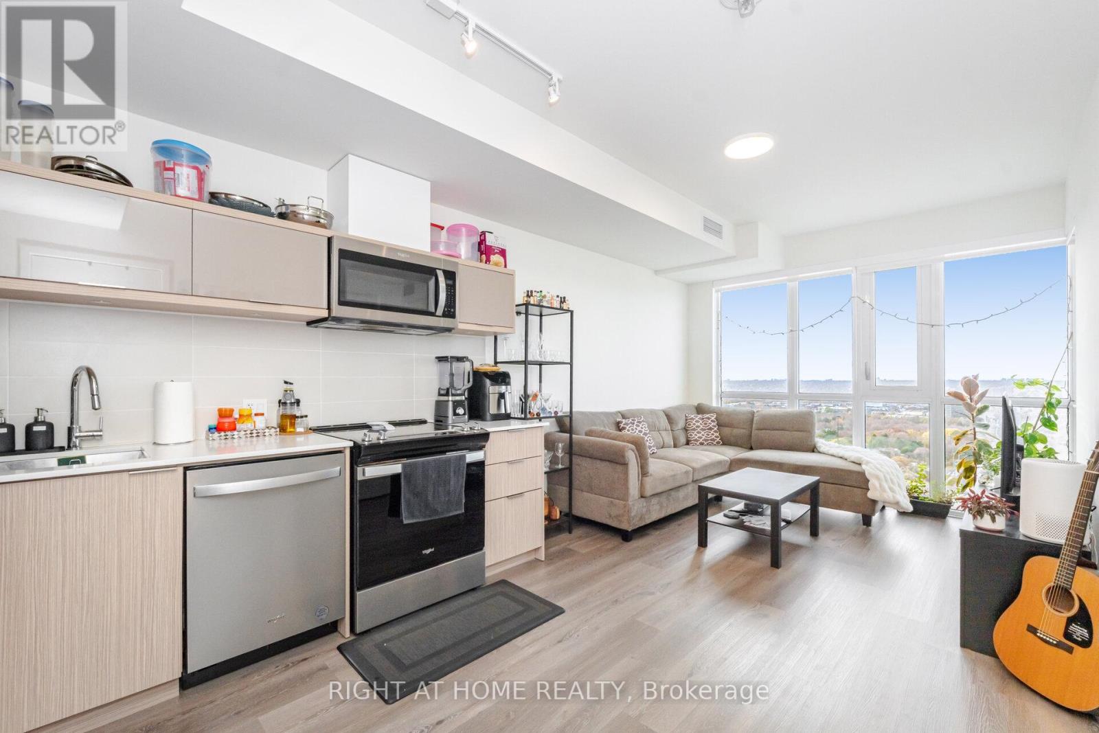 2003 - 10 Deerlick Court, Toronto, Ontario  M3A 0A7 - Photo 8 - C12558992