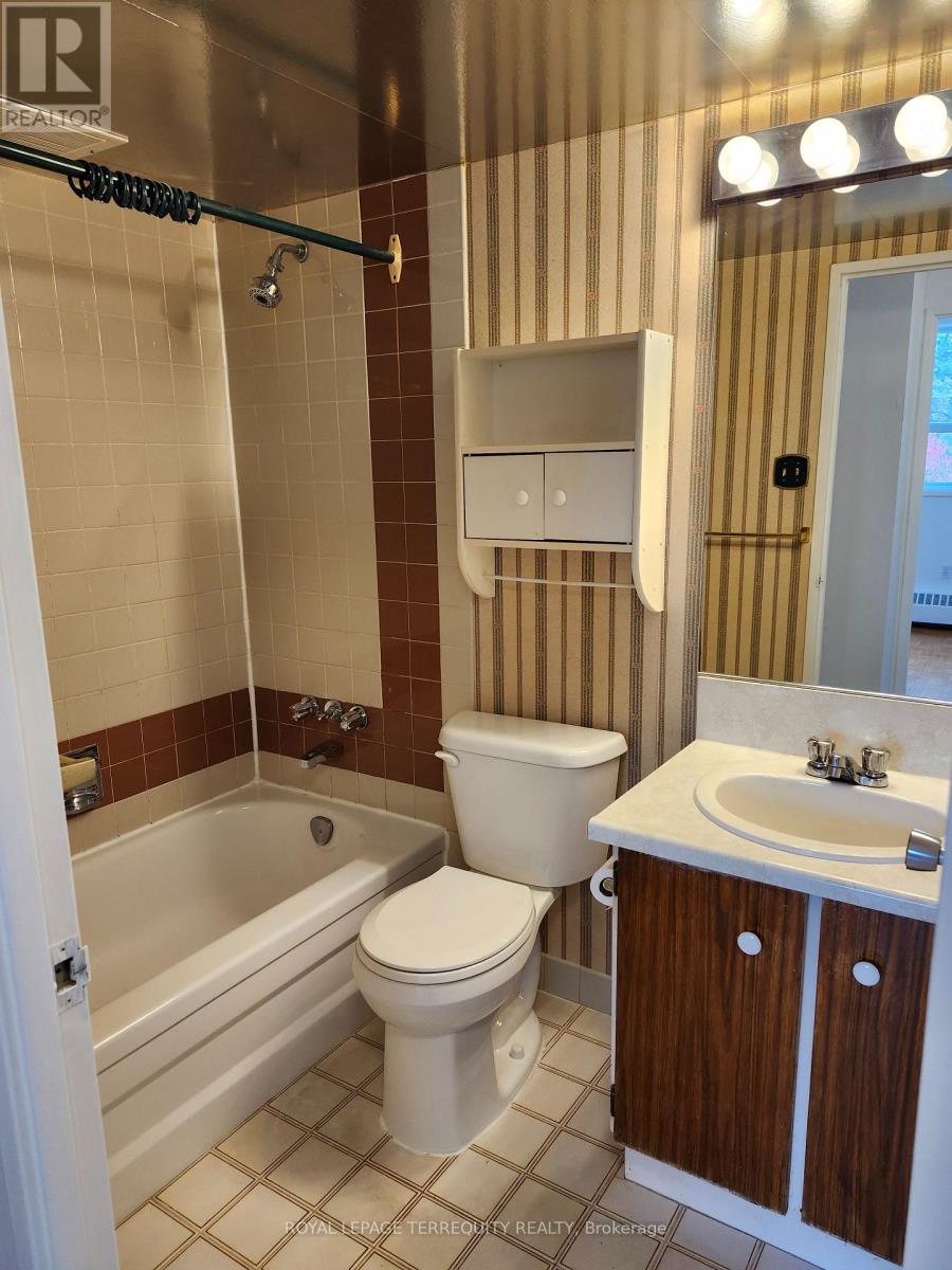 202 - 30 Sunrise Avenue, Toronto, Ontario  M4A 2R3 - Photo 23 - C12559002