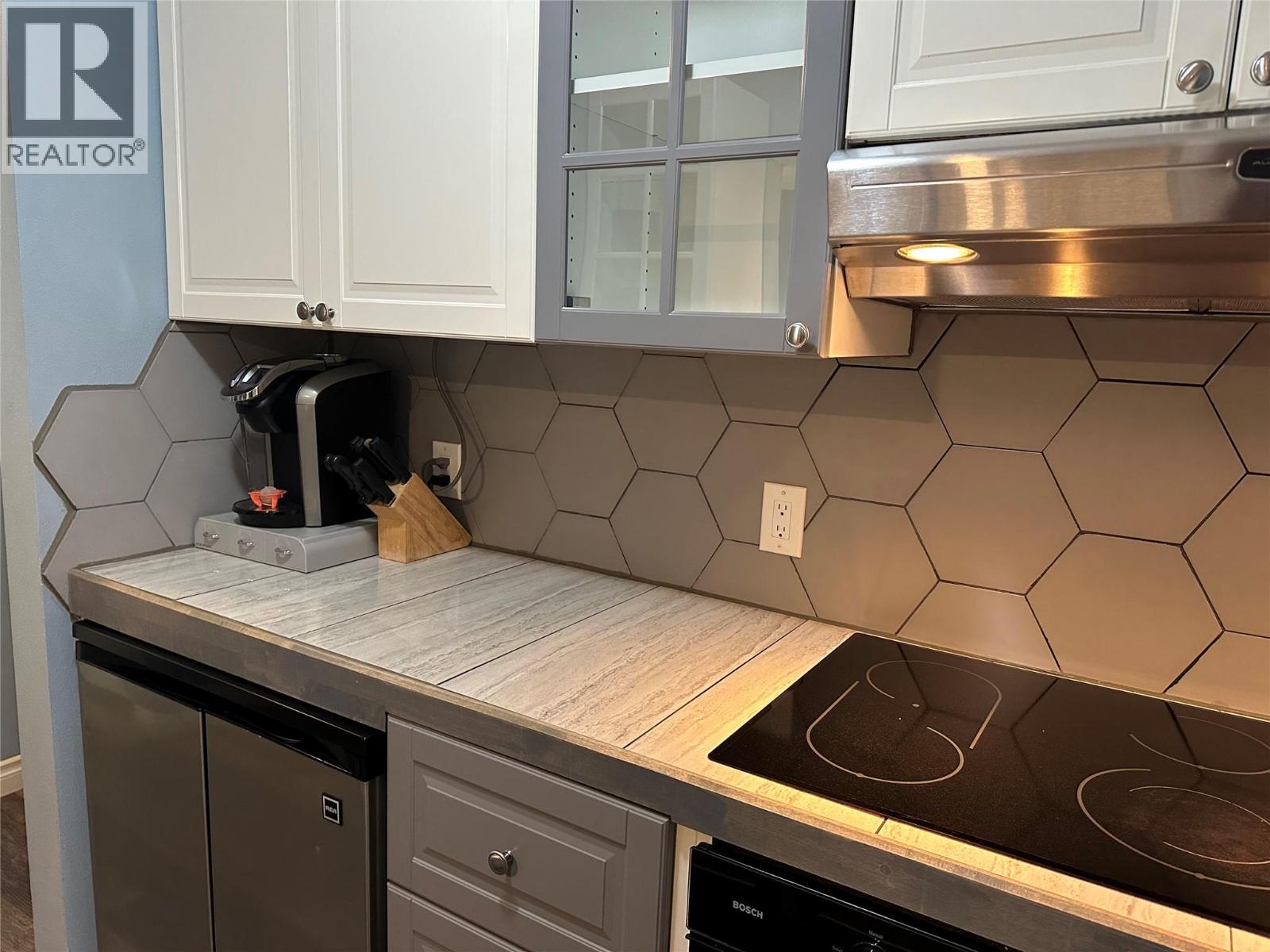 1804 Alpine Drive Unit# 303, Elkford, British Columbia  V0B 1H0 - Photo 9 - 10369526