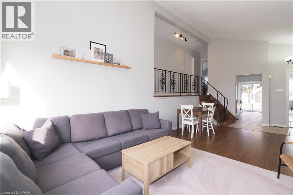 132 Montcalm Drive, Kitchener, Ontario  N2B 2R5 - Photo 11 - 40789321