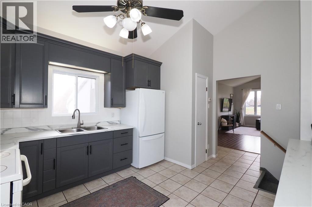 132 Montcalm Drive, Kitchener, Ontario  N2B 2R5 - Photo 17 - 40789321