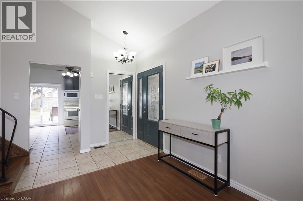 132 Montcalm Drive, Kitchener, Ontario  N2B 2R5 - Photo 2 - 40789321