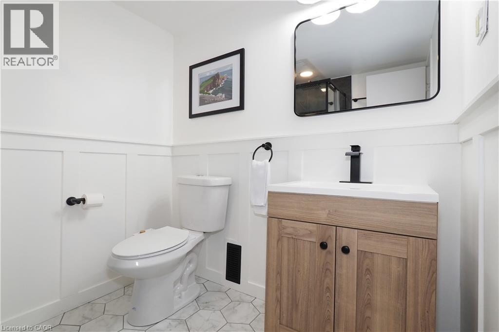 132 Montcalm Drive, Kitchener, Ontario  N2B 2R5 - Photo 38 - 40789321