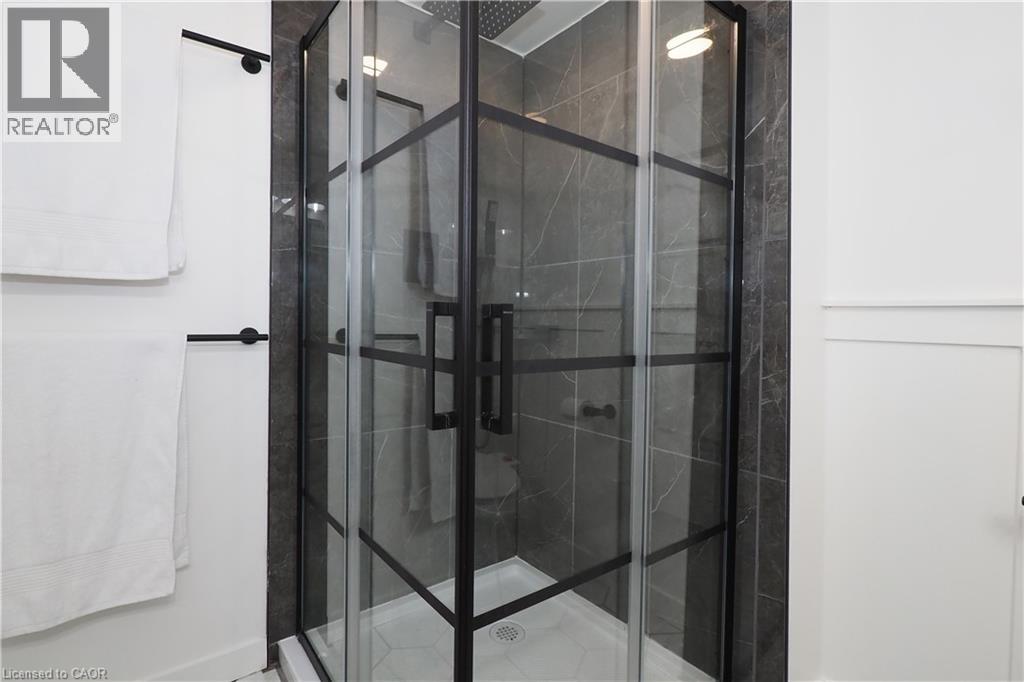 132 Montcalm Drive, Kitchener, Ontario  N2B 2R5 - Photo 40 - 40789321