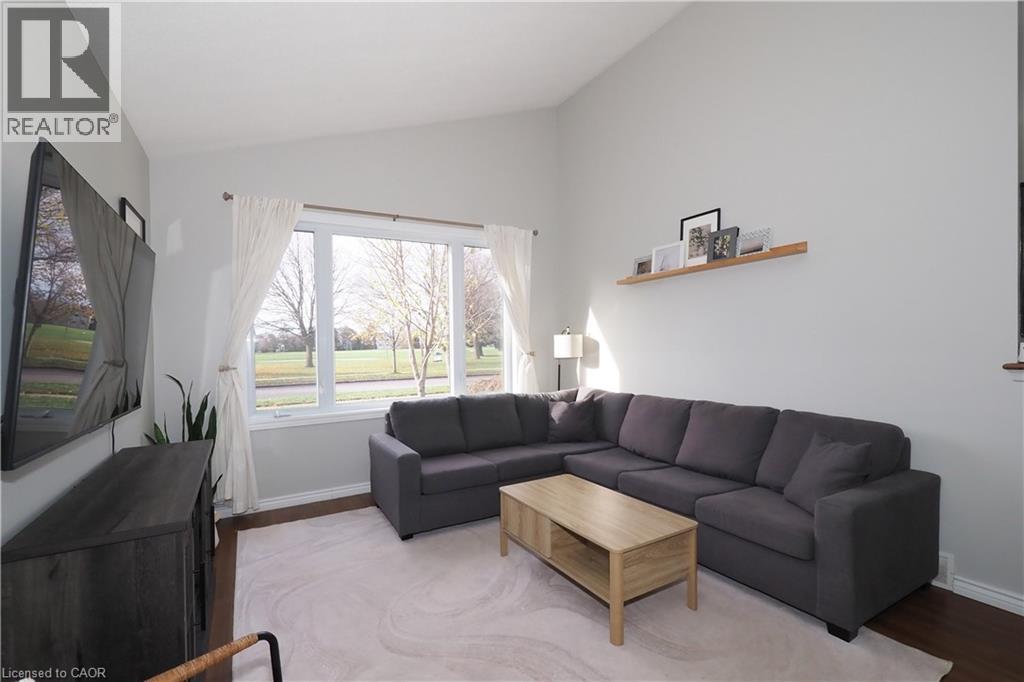 132 Montcalm Drive, Kitchener, Ontario  N2B 2R5 - Photo 8 - 40789321