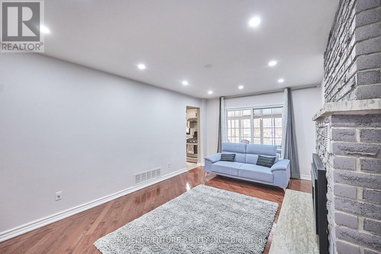 86 Robinson Crescent, Whitby, Ontario  L1N 6W5 - Photo 16 - E12558926