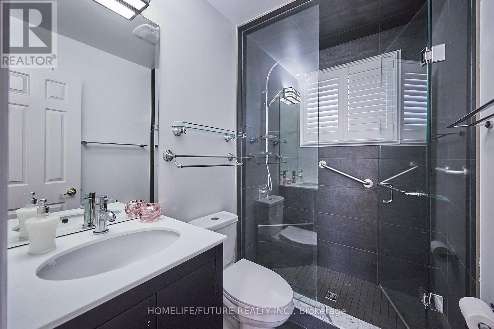 86 Robinson Crescent, Whitby, Ontario  L1N 6W5 - Photo 26 - E12558926