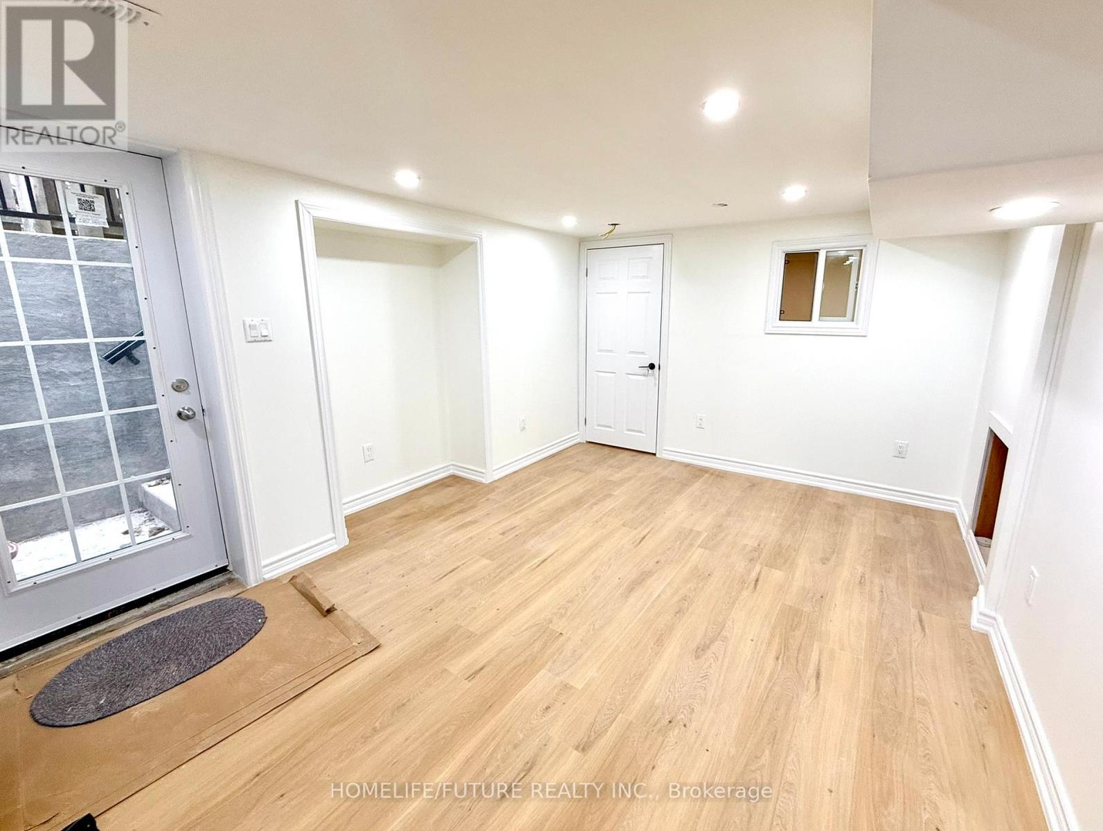 86 Robinson Crescent, Whitby, Ontario  L1N 6W5 - Photo 37 - E12558926