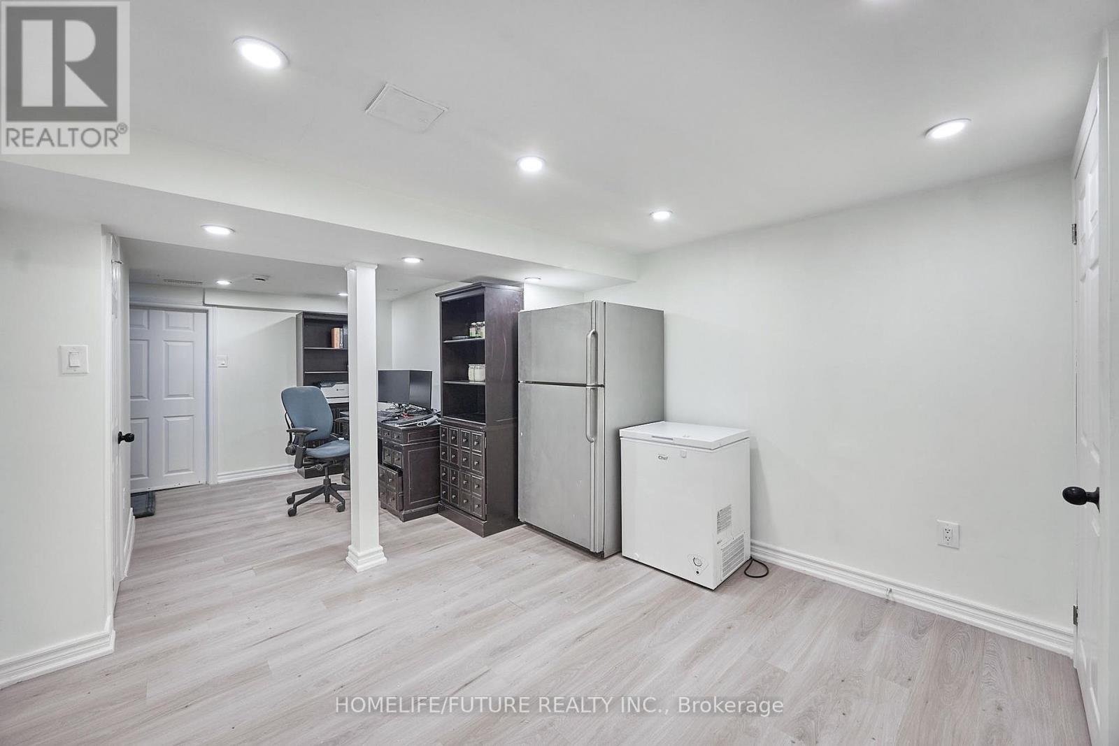 86 Robinson Crescent, Whitby, Ontario  L1N 6W5 - Photo 43 - E12558926