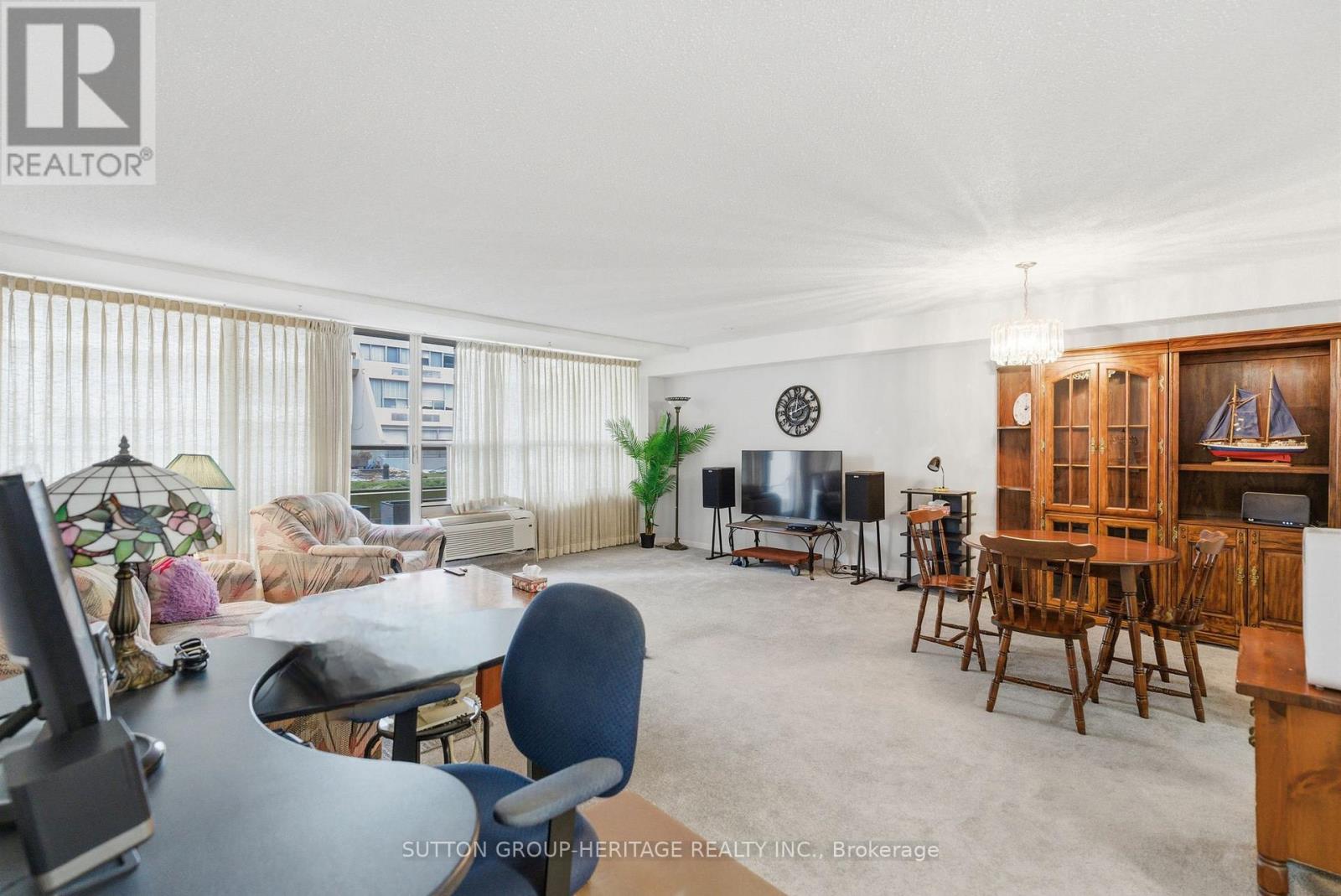 220 - 50 Richmond Street E, Oshawa, Ontario  L1G 7C7 - Photo 6 - E12558960