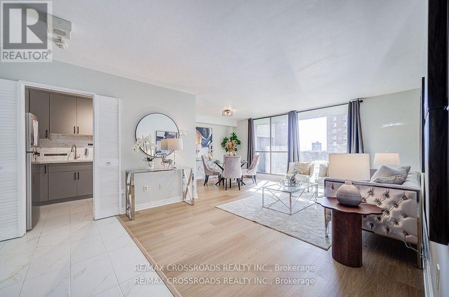 1202 - 5 Massey Square, Toronto, Ontario  M4C 5L6 - Photo 19 - E12558964