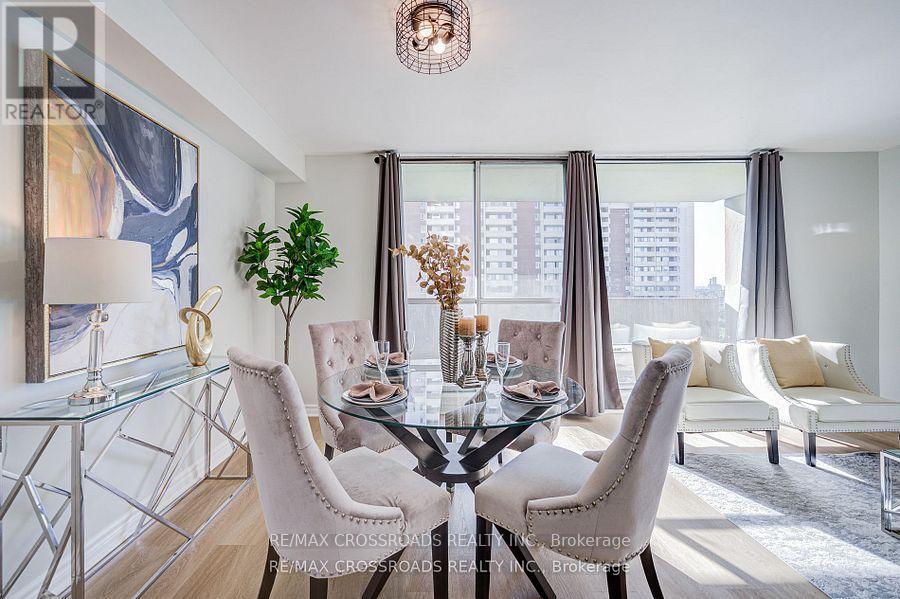 1202 - 5 Massey Square, Toronto, Ontario  M4C 5L6 - Photo 6 - E12558964