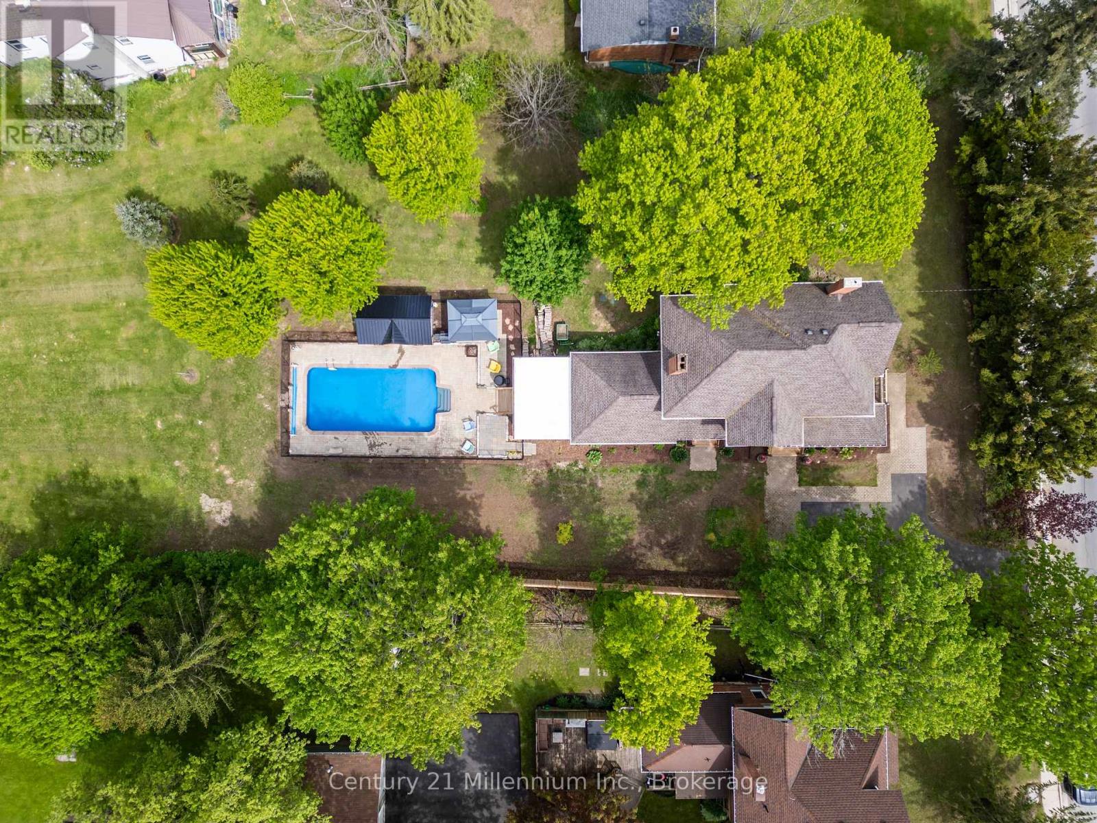 296 GARAFRAXA ST STREET, Chatsworth, Ontario