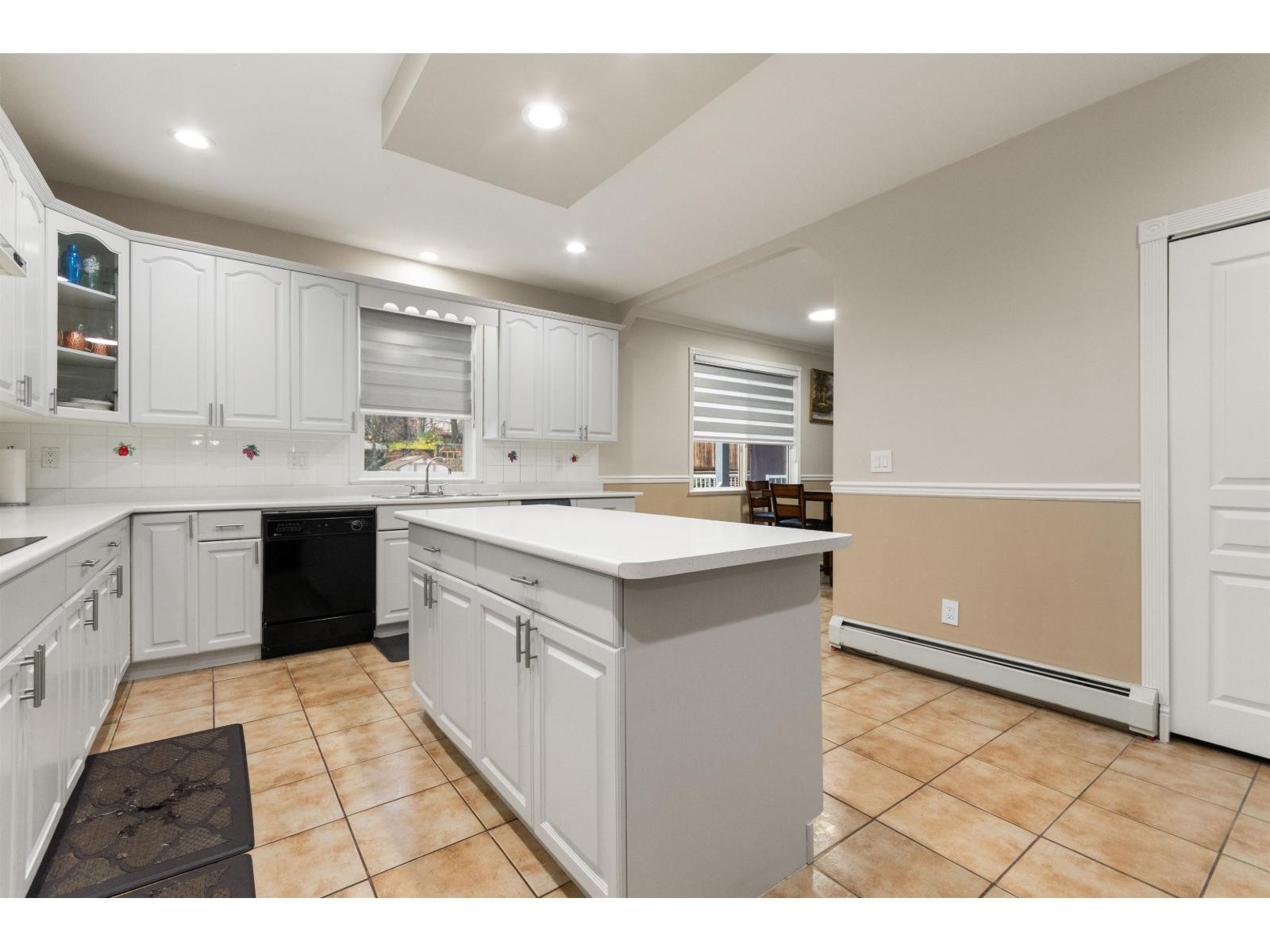 31520 Ridgeview Drive, Abbotsford, British Columbia  V2T 6R9 - Photo 11 - R3066835