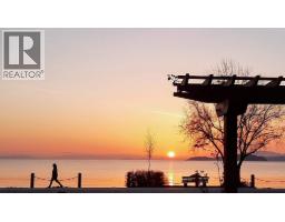 105 5160 DAVIS BAY ROAD