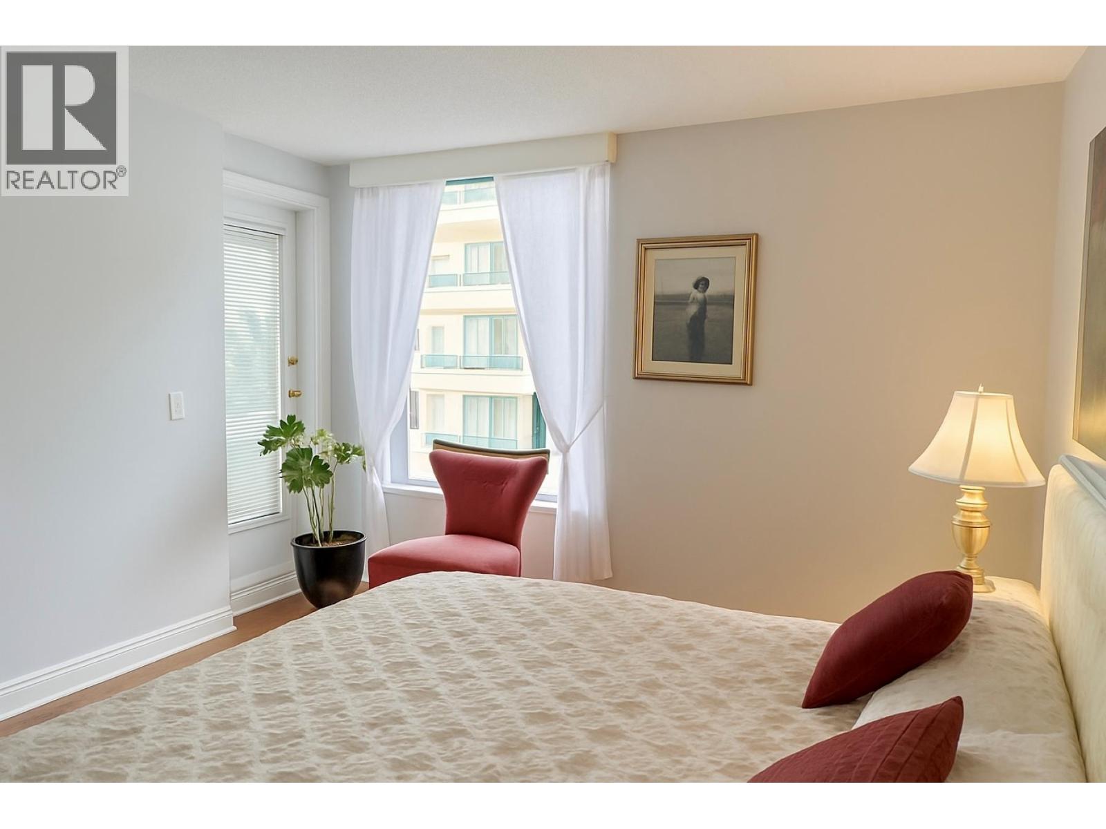 4d 338 Taylor Way, West Vancouver, British Columbia  V7T 2Y1 - Photo 10 - R3068610