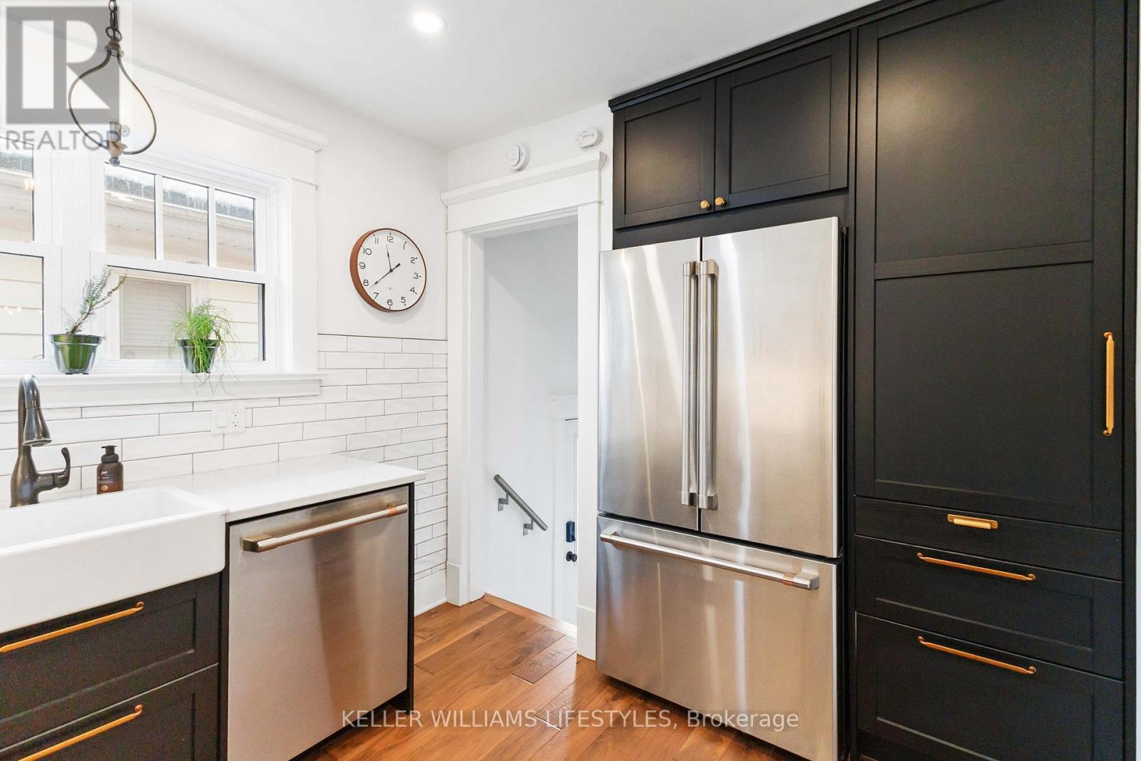 210 Windsor Avenue, London South, Ontario  N6C 2A4 - Photo 21 - X12559026