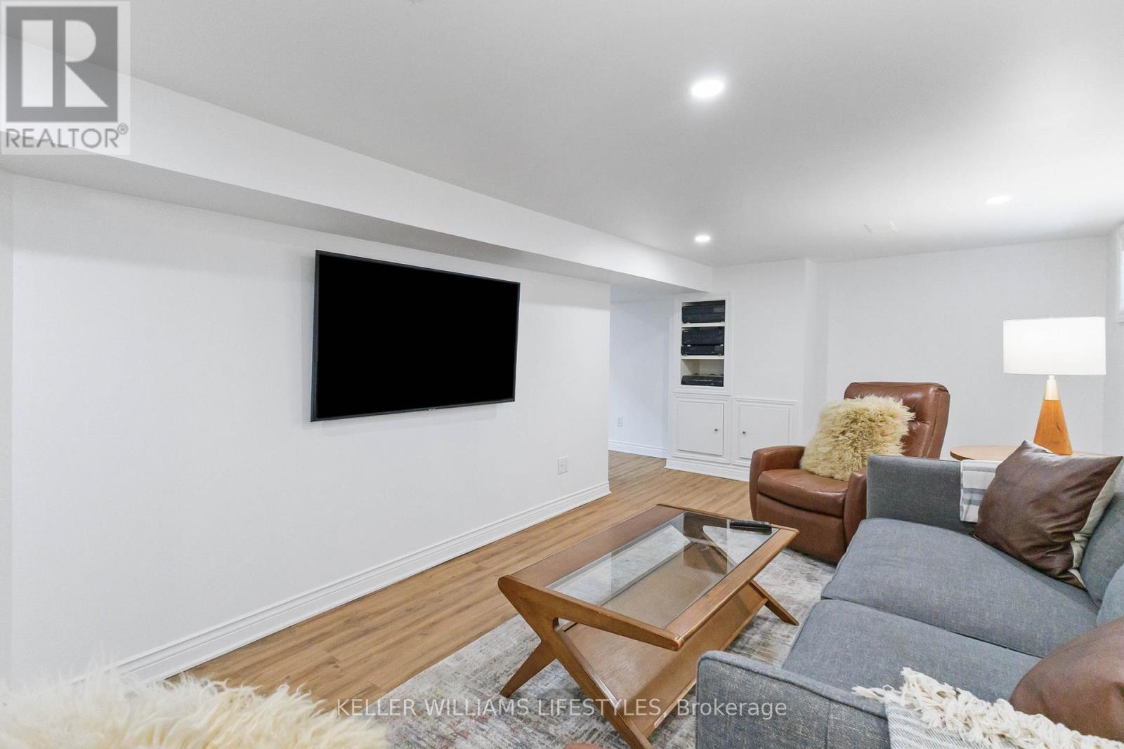 210 Windsor Avenue, London South, Ontario  N6C 2A4 - Photo 32 - X12559026