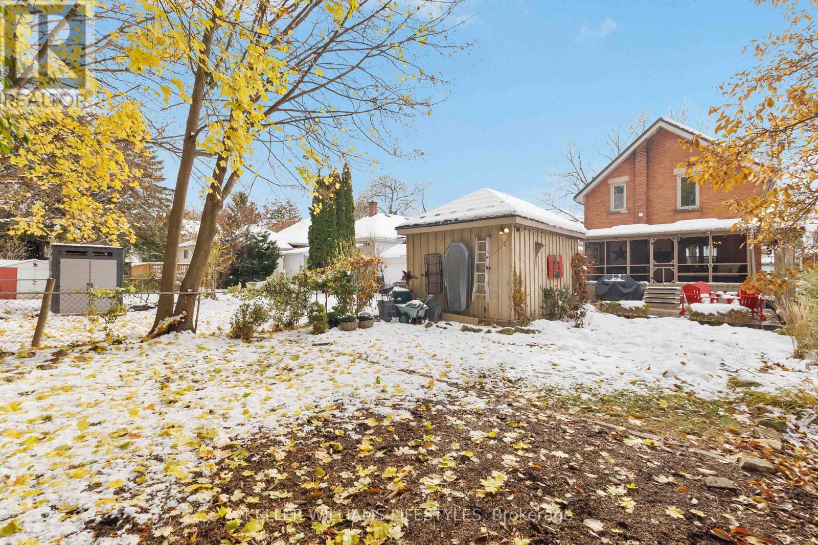 210 Windsor Avenue, London South, Ontario  N6C 2A4 - Photo 40 - X12559026