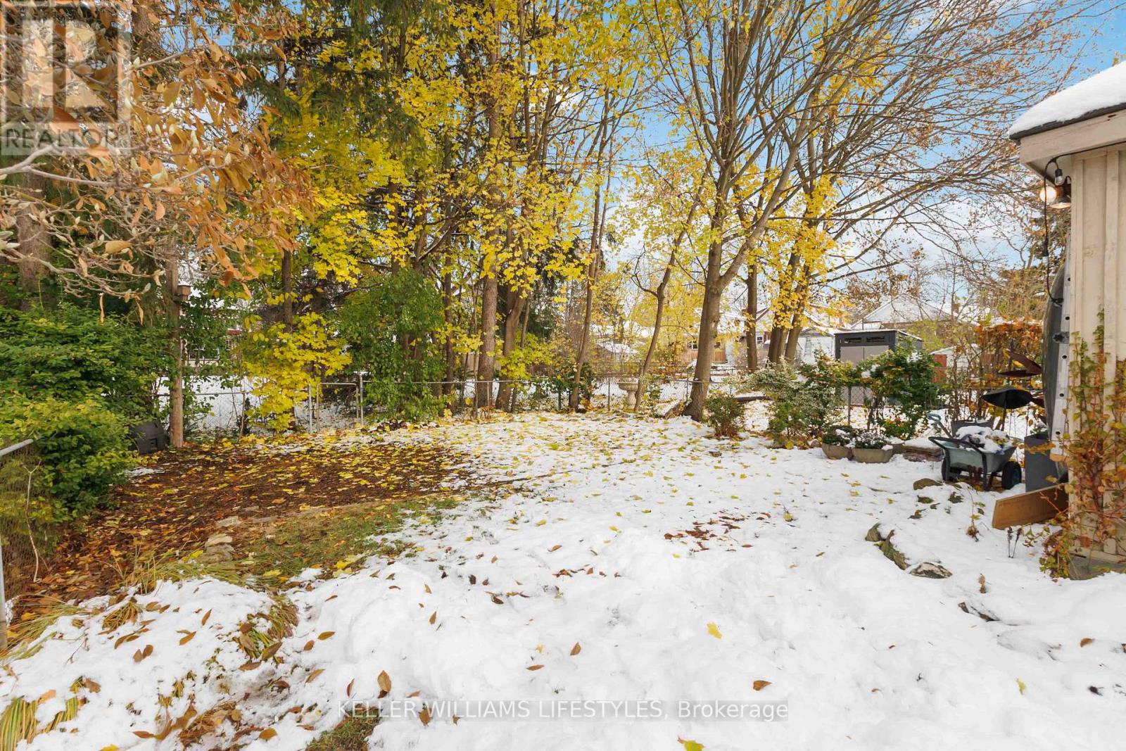 210 Windsor Avenue, London South, Ontario  N6C 2A4 - Photo 47 - X12559026