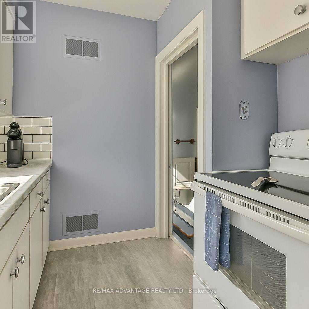 237 Rainbow Avenue, London East, Ontario  N5W 4V9 - Photo 7 - X12559084