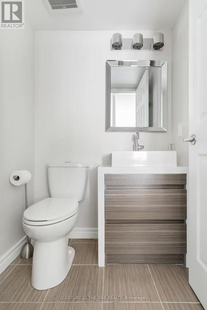 721 - 75 Weldrick Road E, Richmond Hill, Ontario  L4C 0H9 - Photo 15 - N12558942