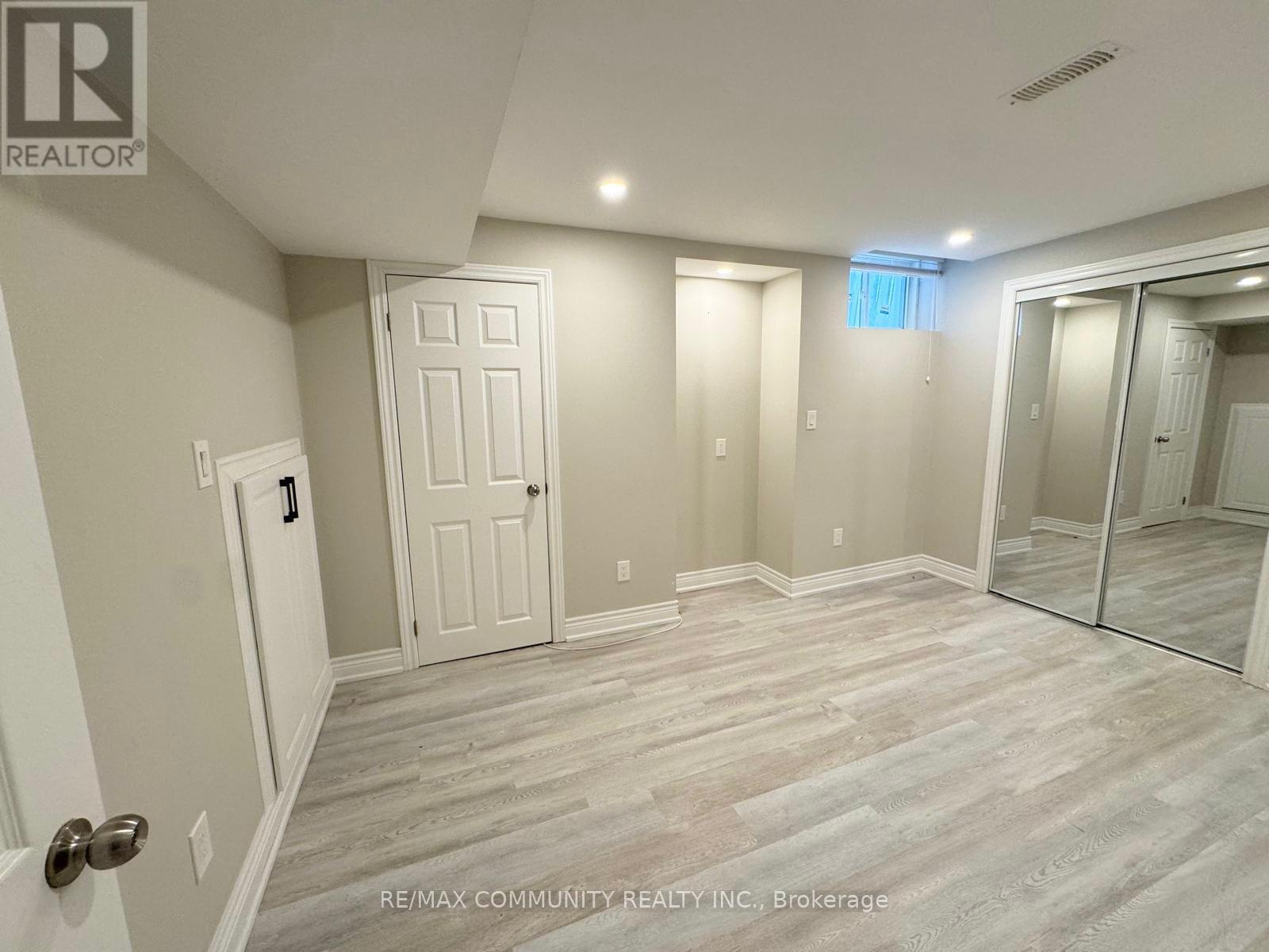 89 Delbert Circle, Whitchurch-Stouffville, Ontario  L4A 0T4 - Photo 10 - N12558998