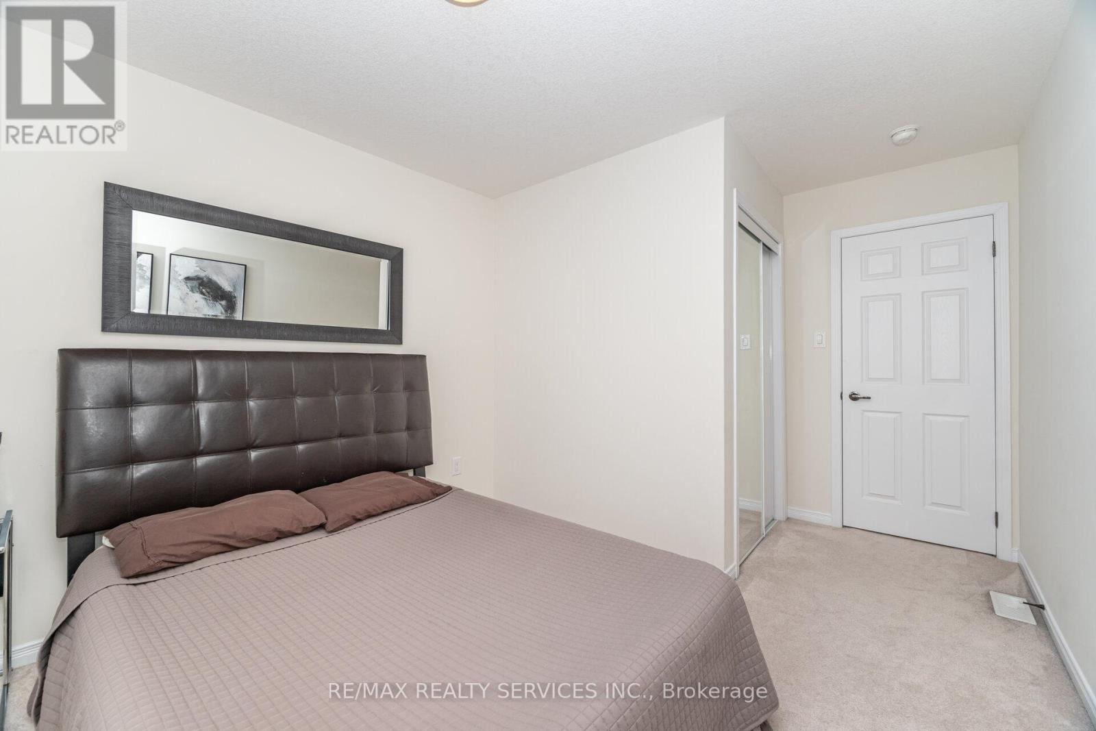 144 Baffin Crescent, Brampton, Ontario  L7A 0C7 - Photo 41 - W12557456