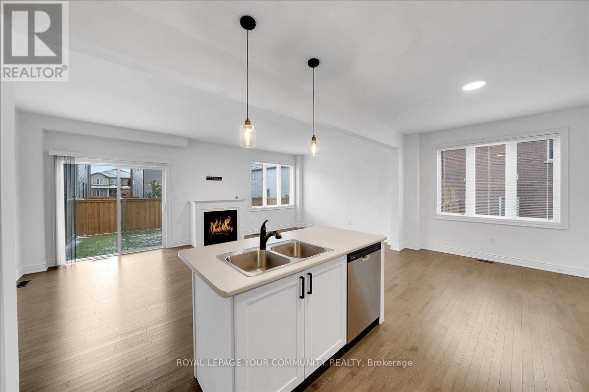 14 Lisa Street, Wasaga Beach, Ontario  L9E 0K8 - Photo 17 - S12558934