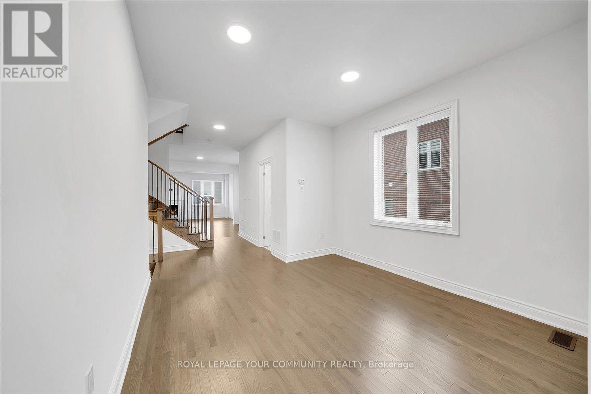 14 Lisa Street, Wasaga Beach, Ontario  L9E 0K8 - Photo 6 - S12558934