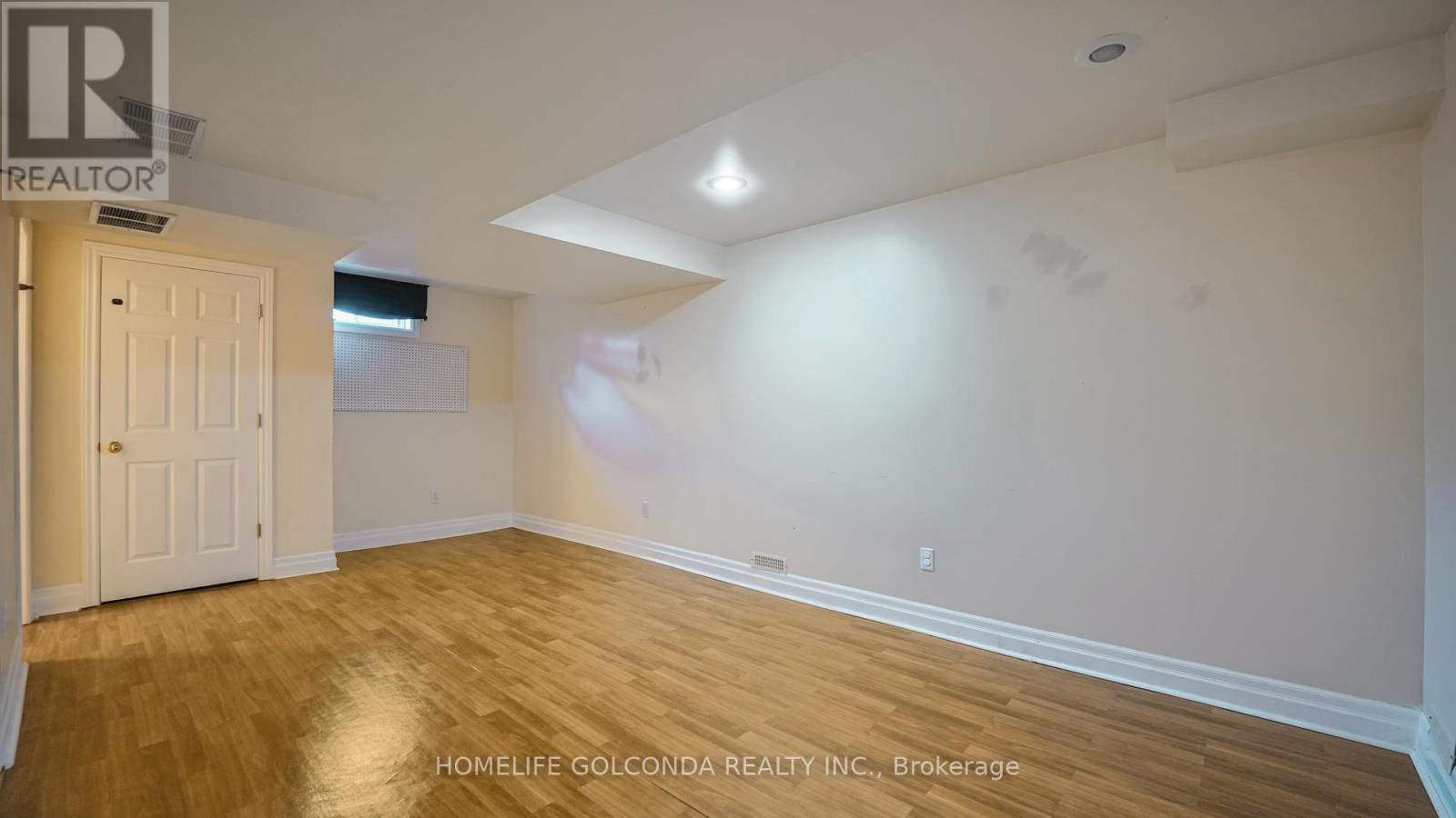 21 Bentley Crescent W, Barrie, Ontario  L4N 0Z1 - Photo 20 - S12558952