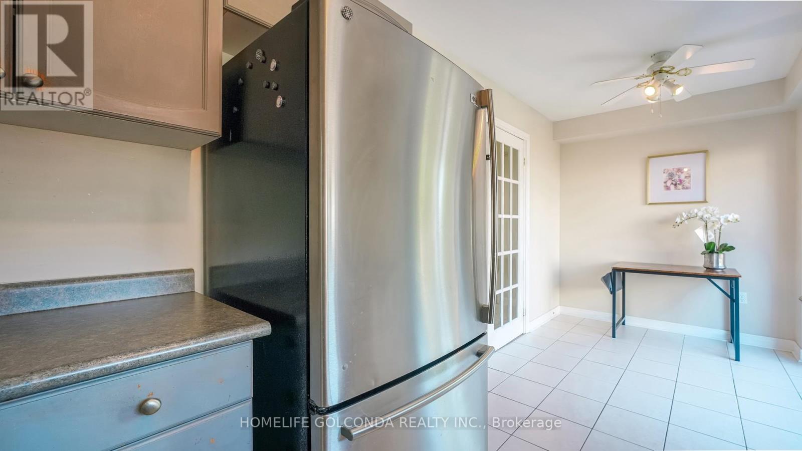 21 Bentley Crescent W, Barrie, Ontario  L4N 0Z1 - Photo 8 - S12558952