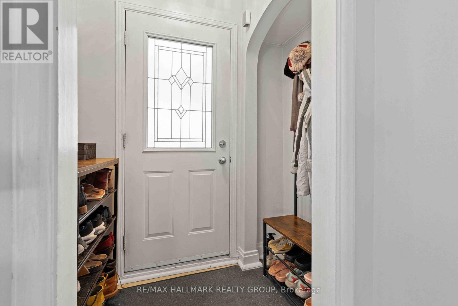 318 Shakespeare Street, Ottawa, Ontario  K1L 5M2 - Photo 5 - X12559020