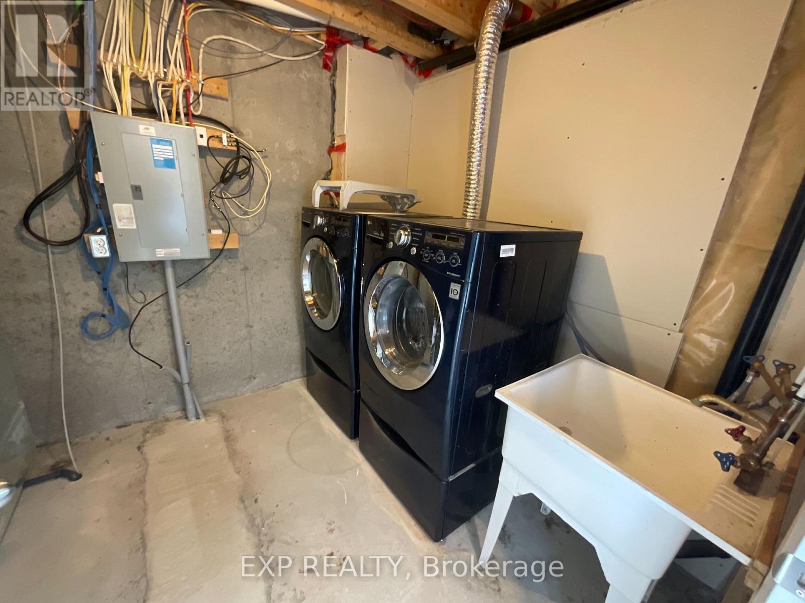 152 Maravista Drive, Ottawa, Ontario  K2J 0L4 - Photo 30 - X12559174