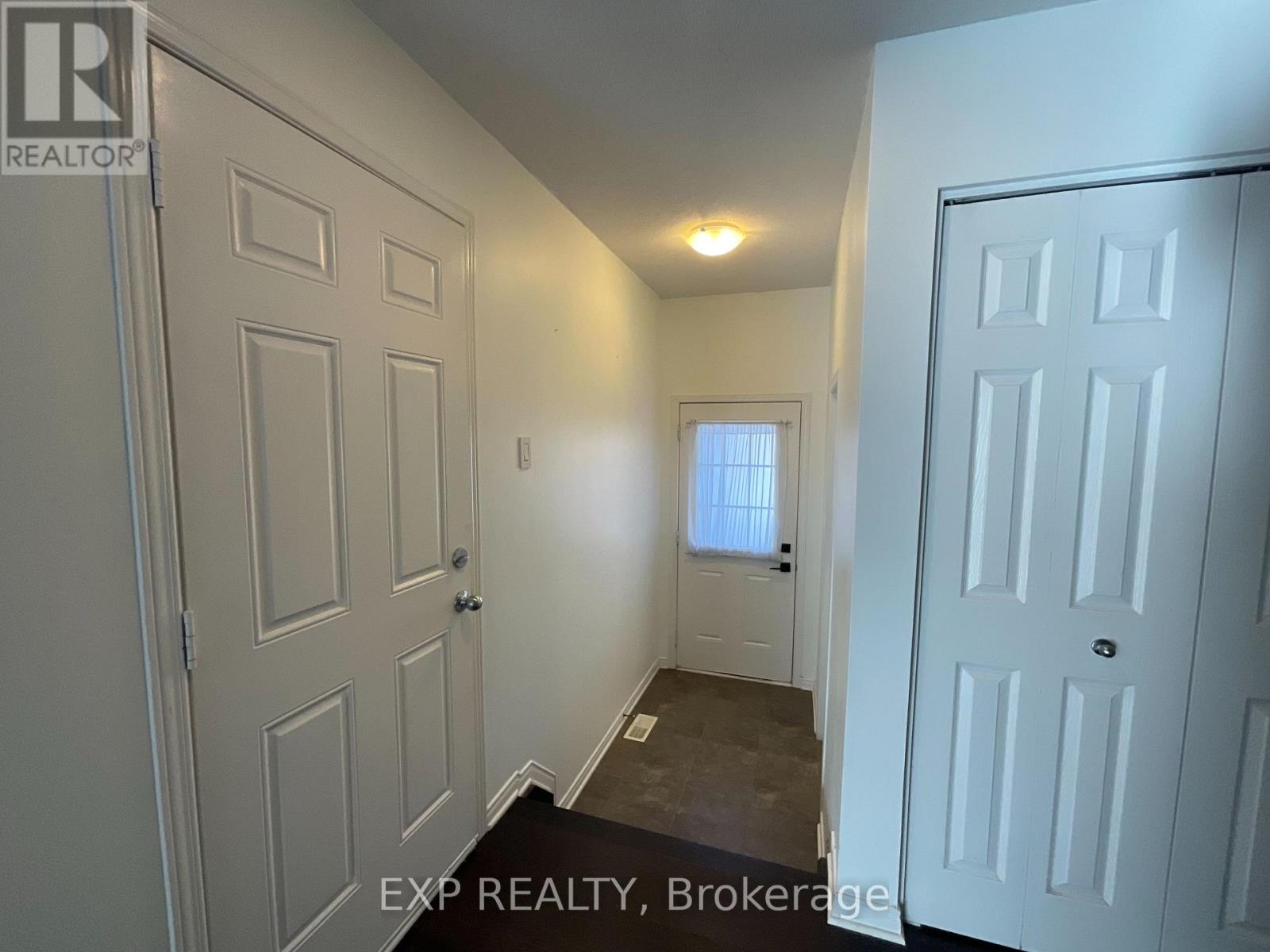 152 Maravista Drive, Ottawa, Ontario  K2J 0L4 - Photo 4 - X12559174