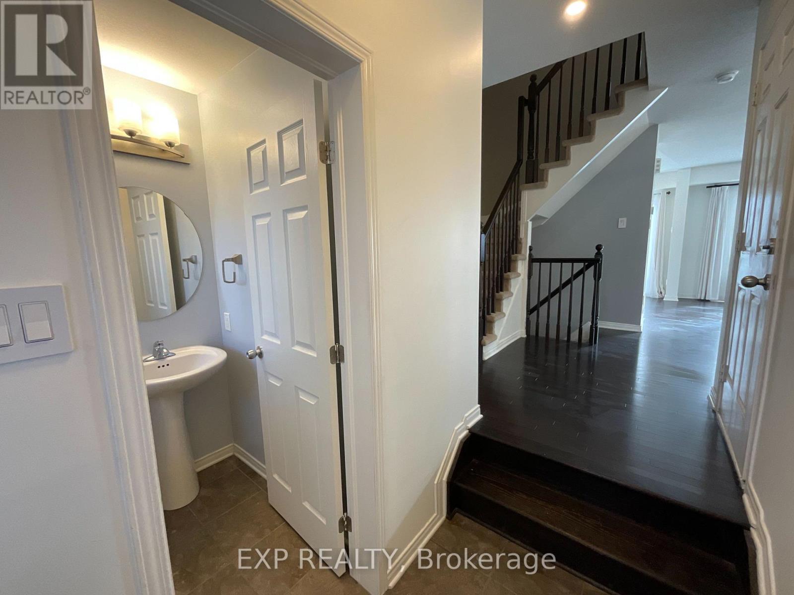 152 Maravista Drive, Ottawa, Ontario  K2J 0L4 - Photo 5 - X12559174