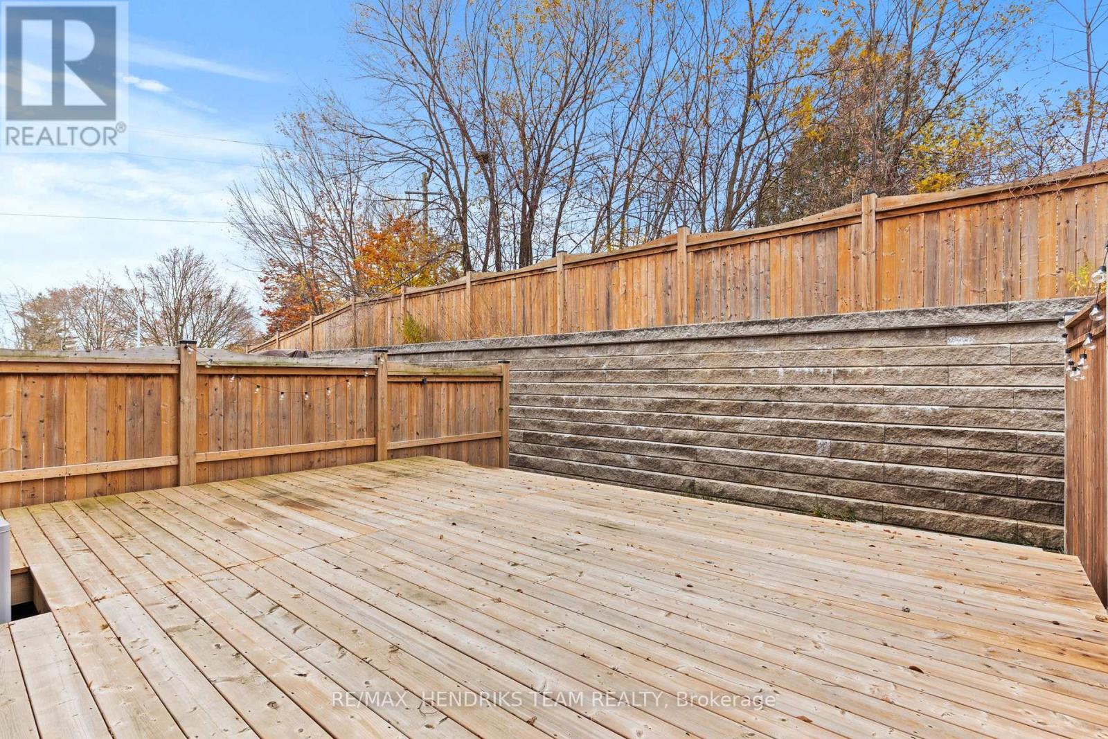 11 Dennis Drive, West Lincoln, Ontario  L0R 2A0 - Photo 41 - X12559030