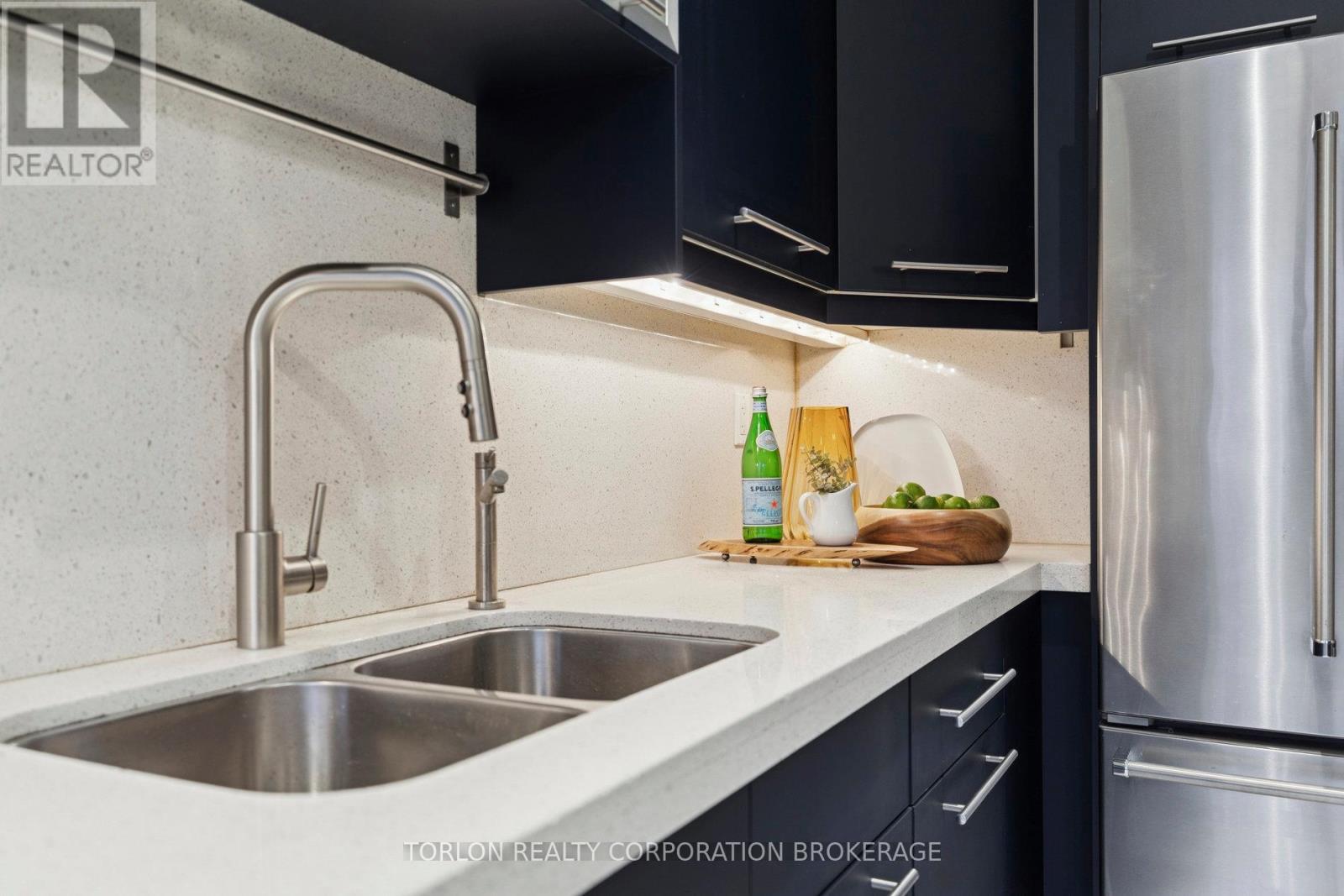 100 Colbeck Street, Toronto, Ontario  M6S 1V4 - Photo 16 - W12558914