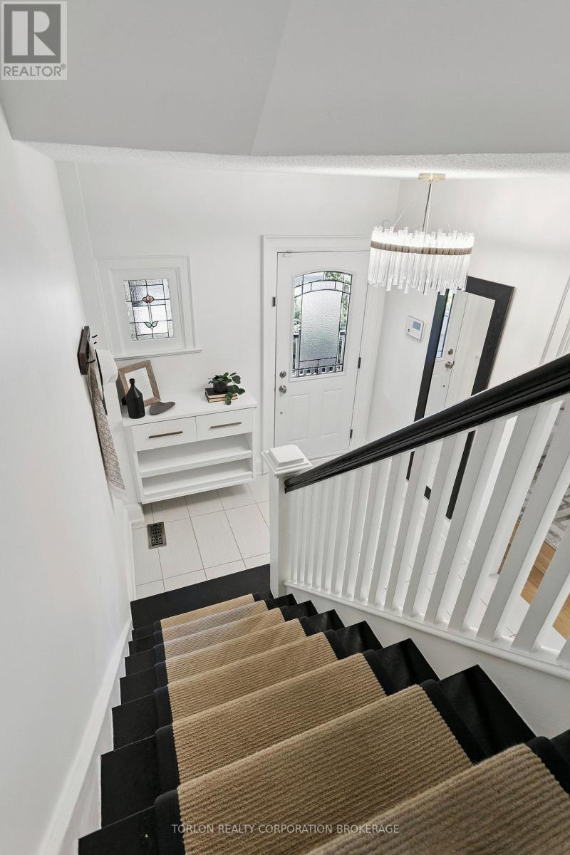 100 Colbeck Street, Toronto, Ontario  M6S 1V4 - Photo 23 - W12558914