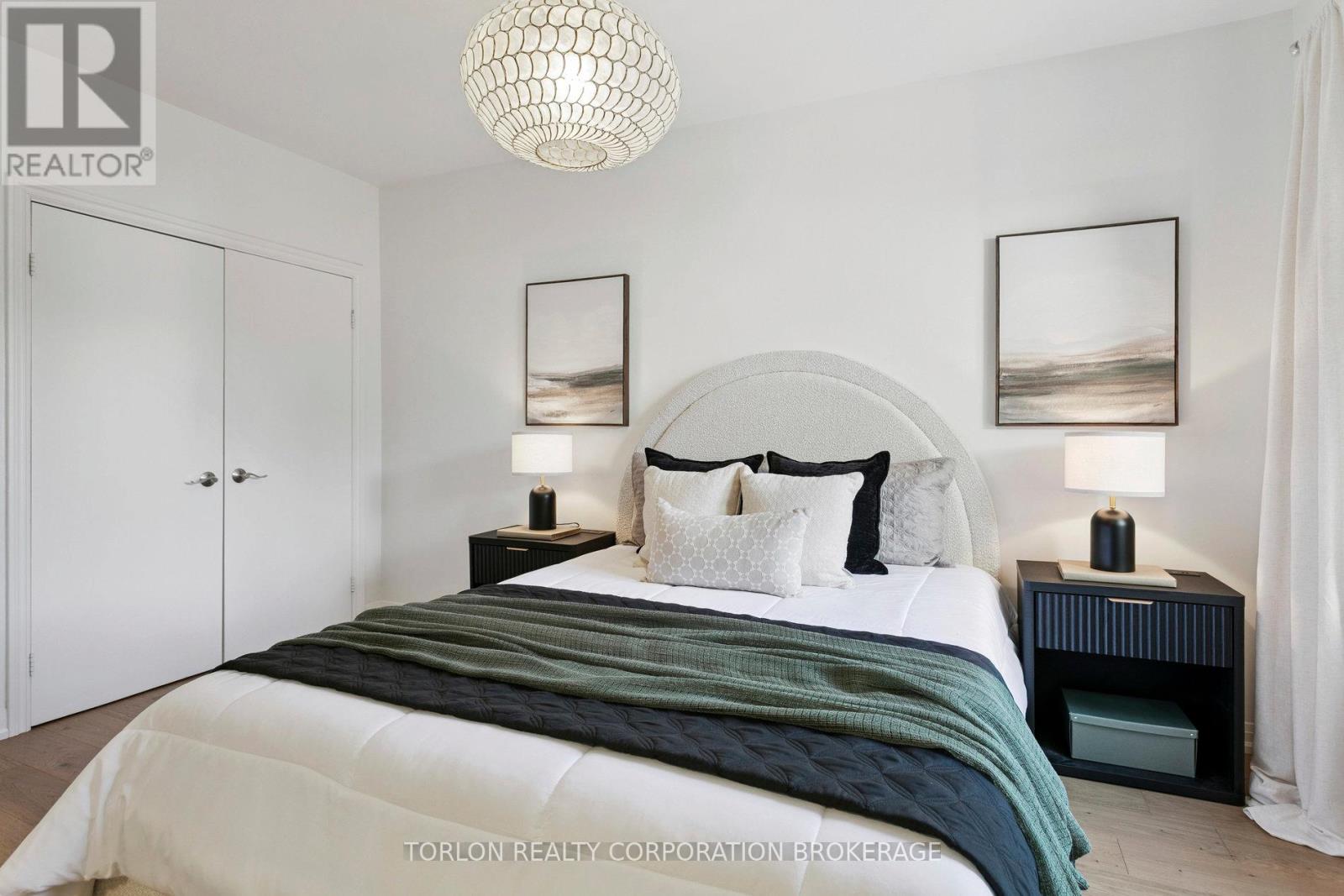 100 Colbeck Street, Toronto, Ontario  M6S 1V4 - Photo 27 - W12558914