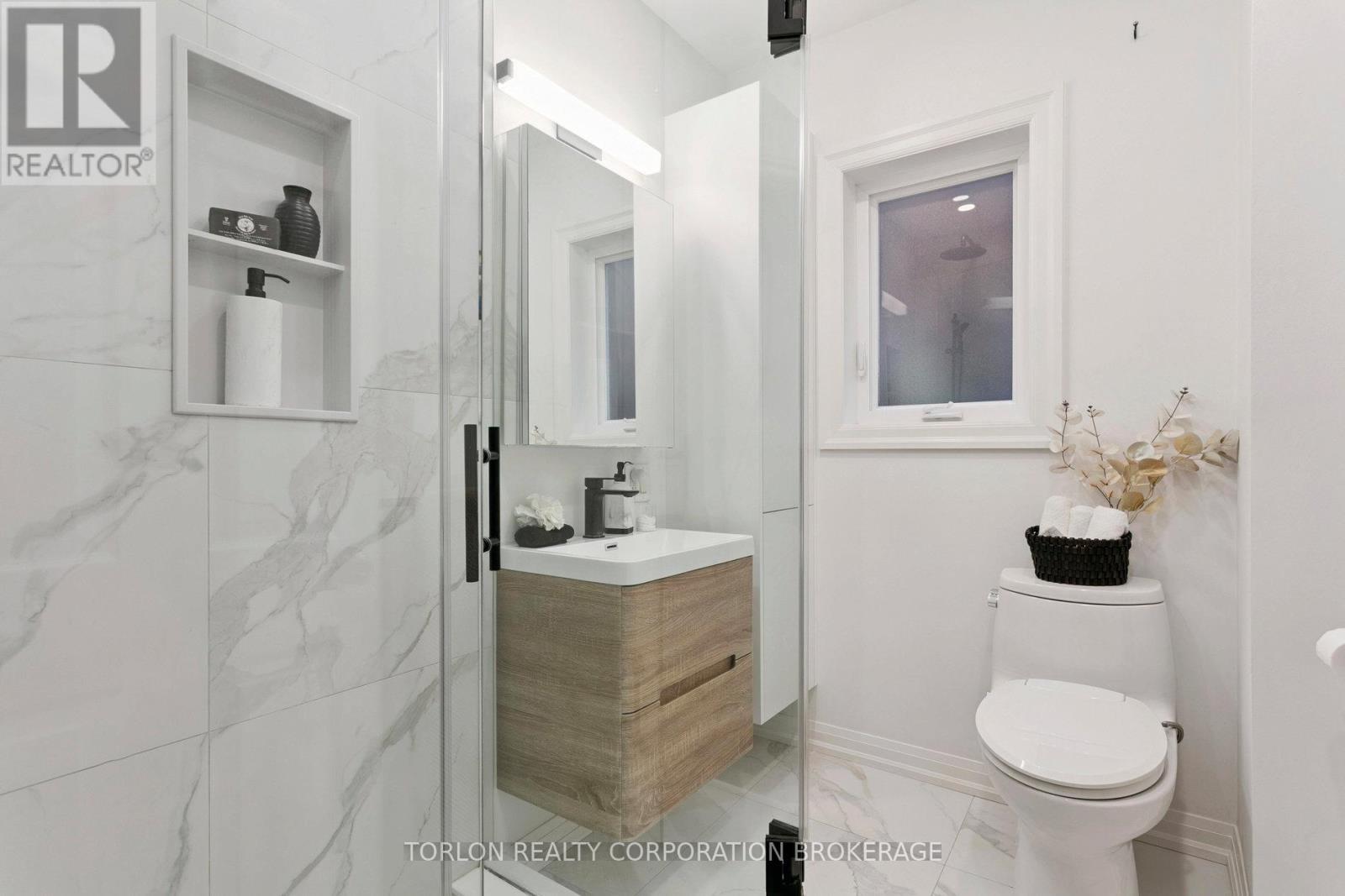 100 Colbeck Street, Toronto, Ontario  M6S 1V4 - Photo 31 - W12558914