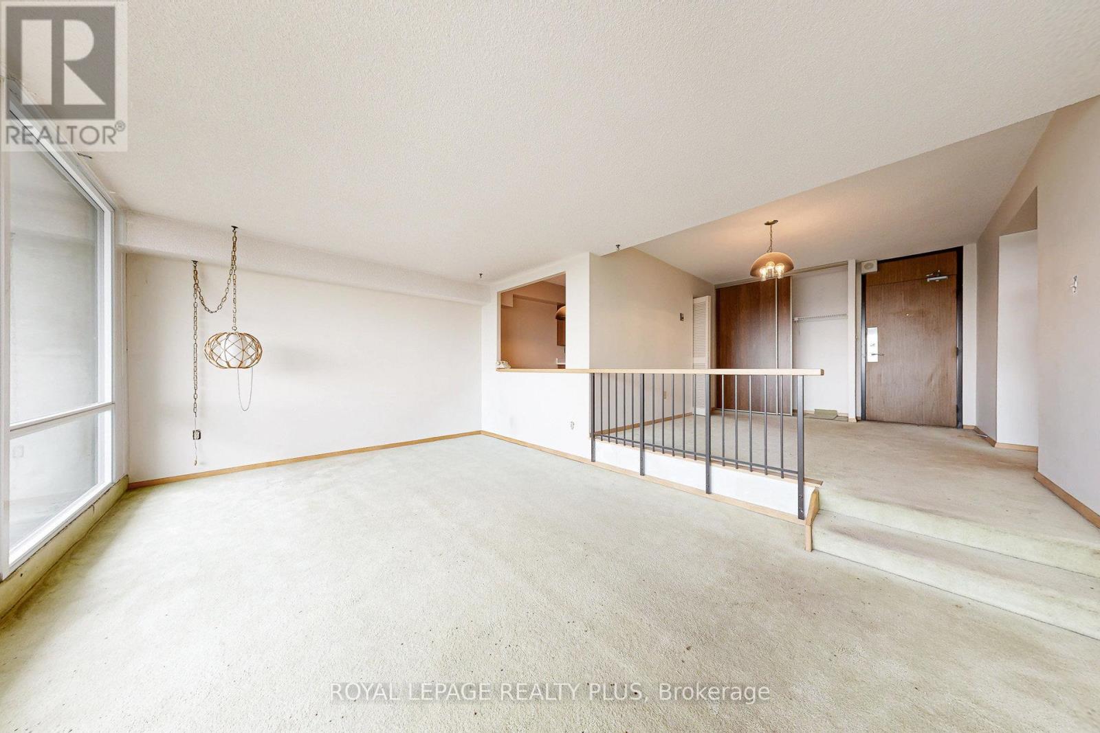 1206 - 260 Scarlett Road, Toronto, Ontario  M6N 4X6 - Photo 11 - W12558916