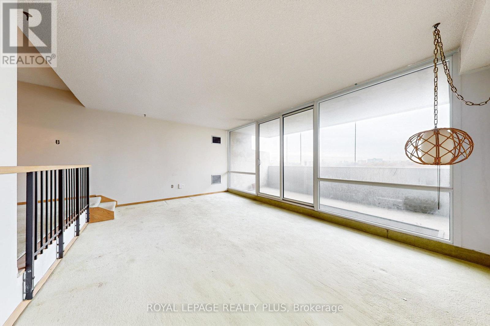 1206 - 260 Scarlett Road, Toronto, Ontario  M6N 4X6 - Photo 12 - W12558916