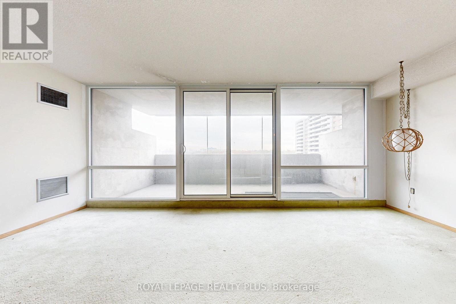 1206 - 260 Scarlett Road, Toronto, Ontario  M6N 4X6 - Photo 14 - W12558916