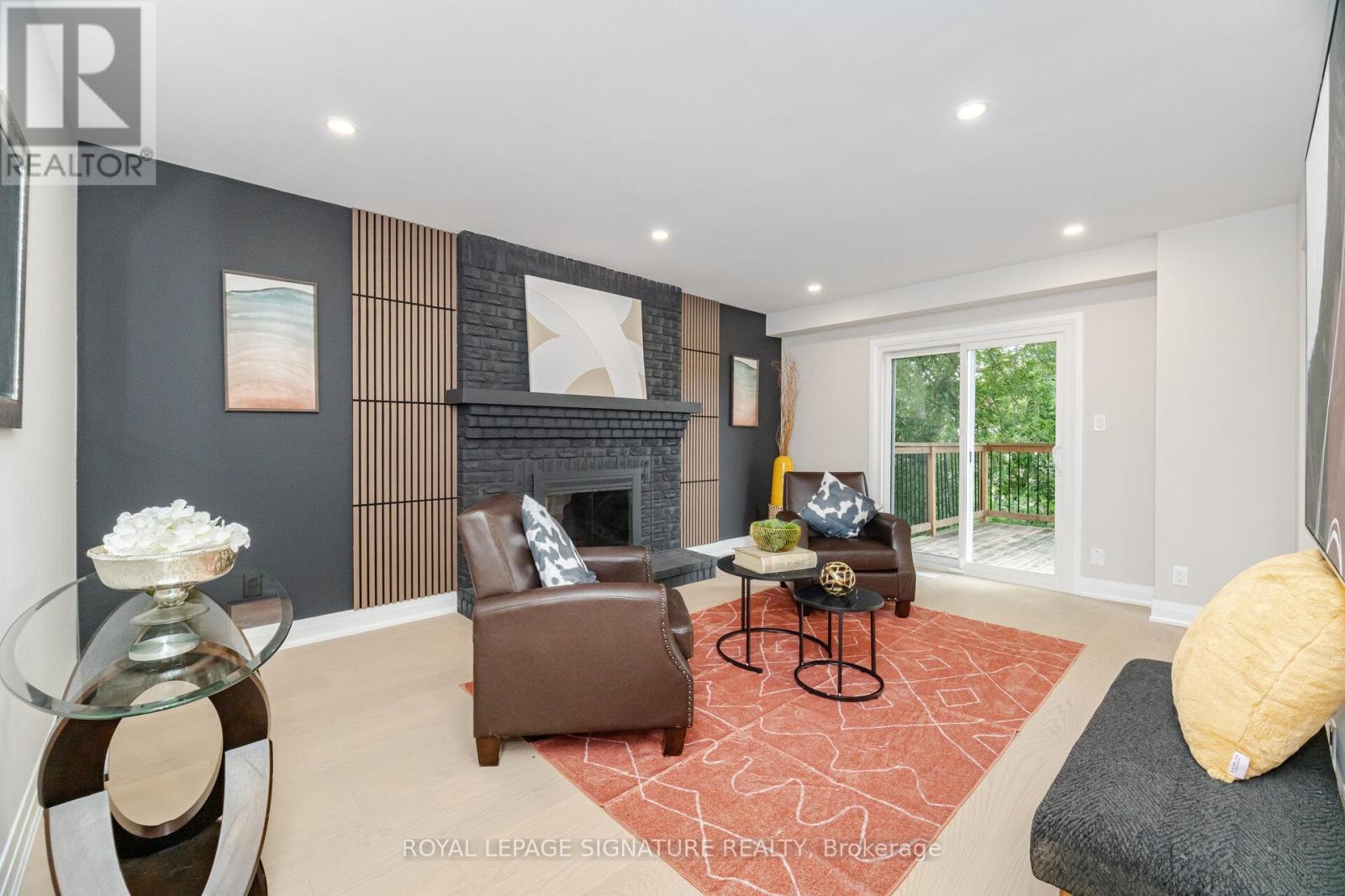 2392 ARNOLD CRESCENT, Burlington, Ontario