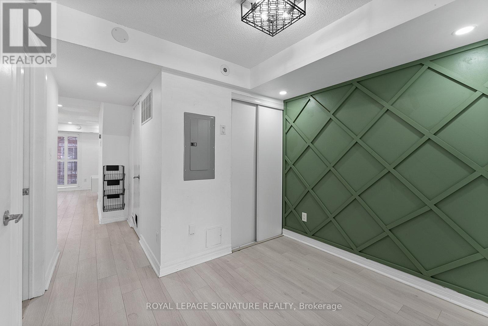 1207 - 22 Laidlaw Street, Toronto, Ontario  M6K 1X2 - Photo 14 - W12558972