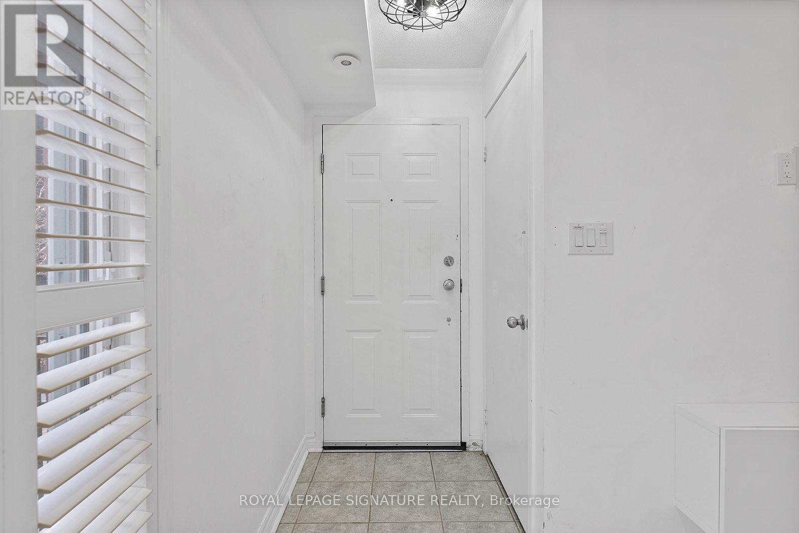 1207 - 22 Laidlaw Street, Toronto, Ontario  M6K 1X2 - Photo 2 - W12558972