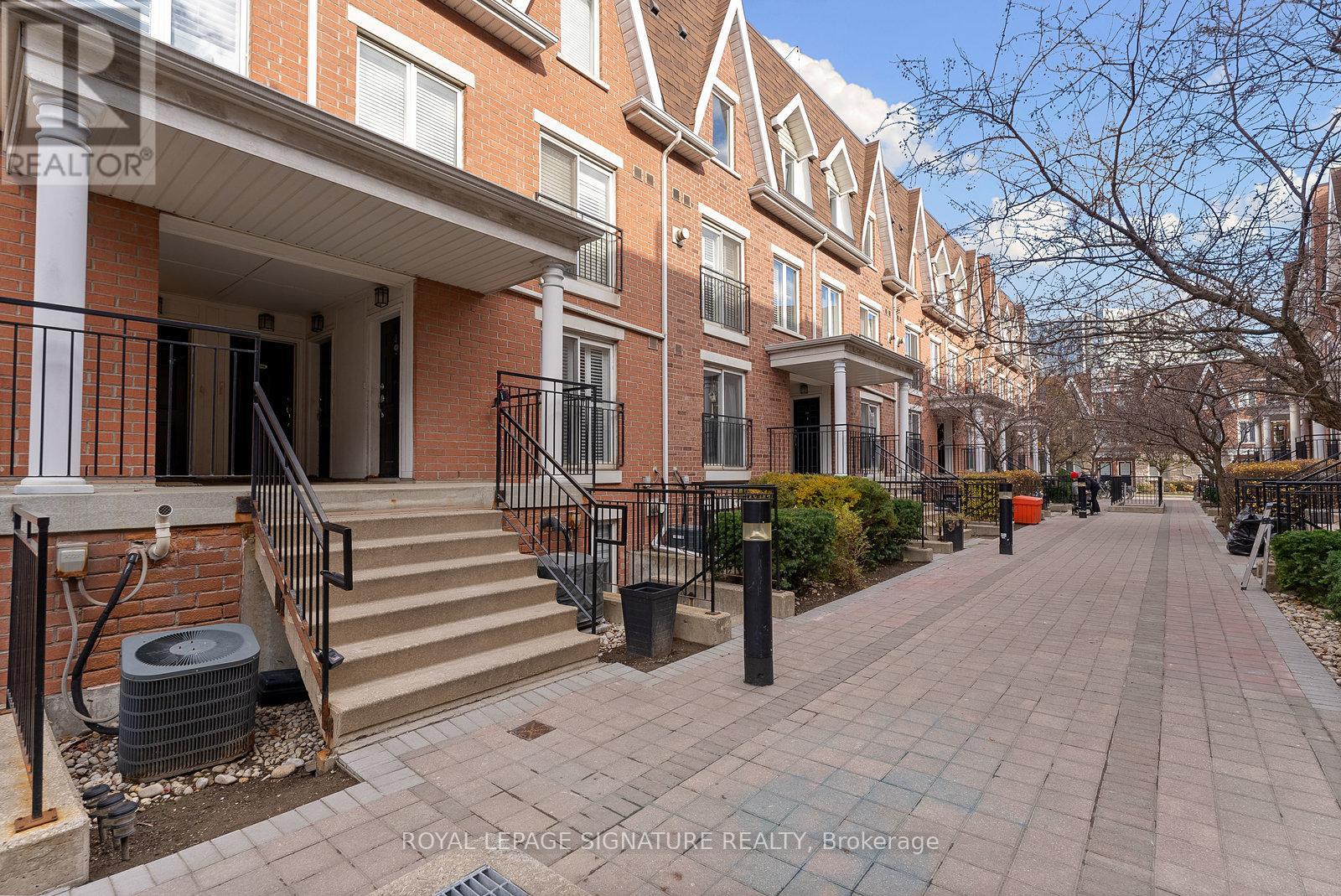 1207 - 22 Laidlaw Street, Toronto, Ontario  M6K 1X2 - Photo 32 - W12558972